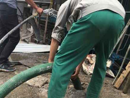 Hút bể phốt nhà riêng chuyên nghiệp, giá rẻ nhất Hà Nội